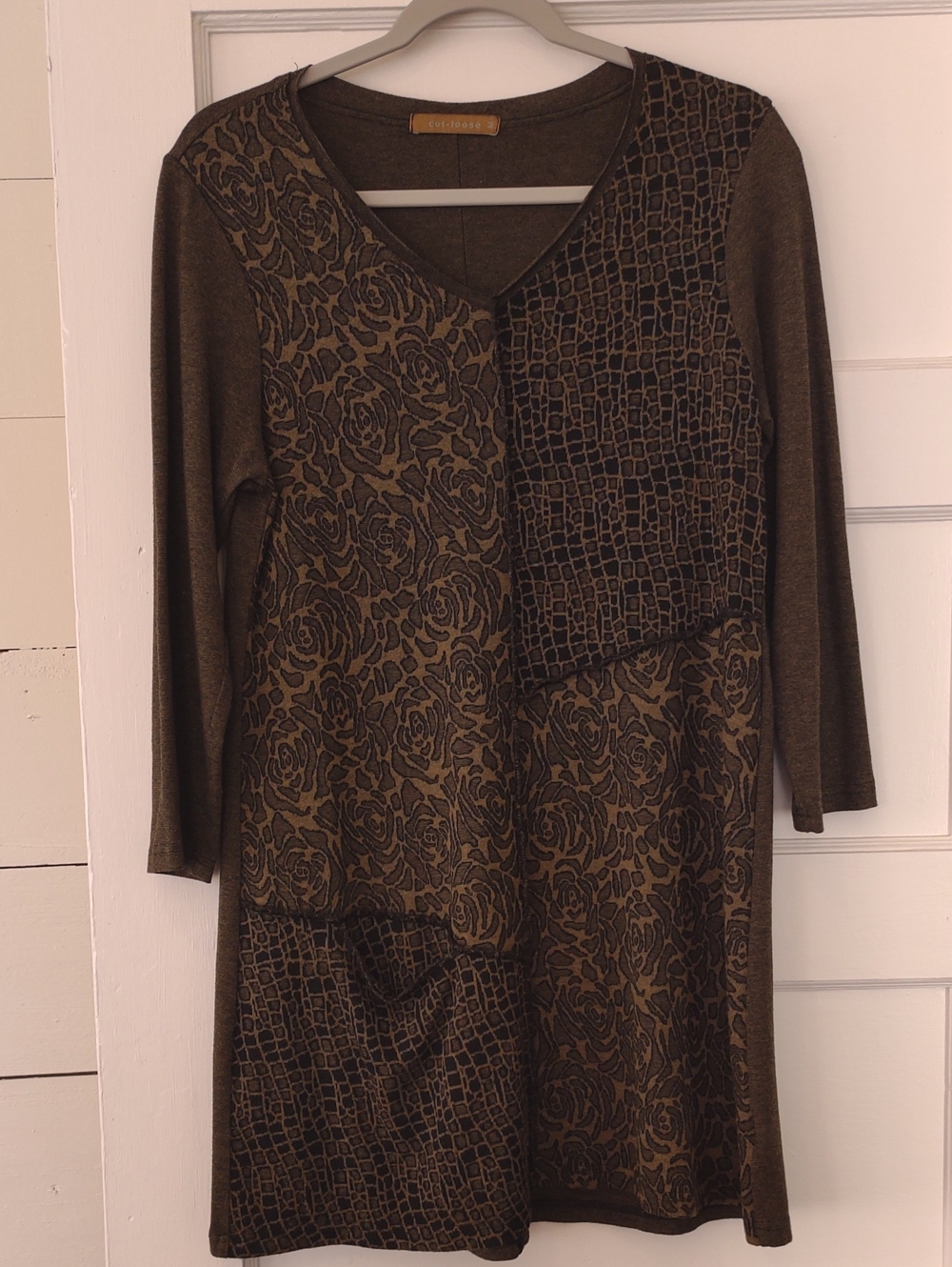 cut loose Olive/Brown Patchwork Print V-Neck Long Sleeve Knit Dress